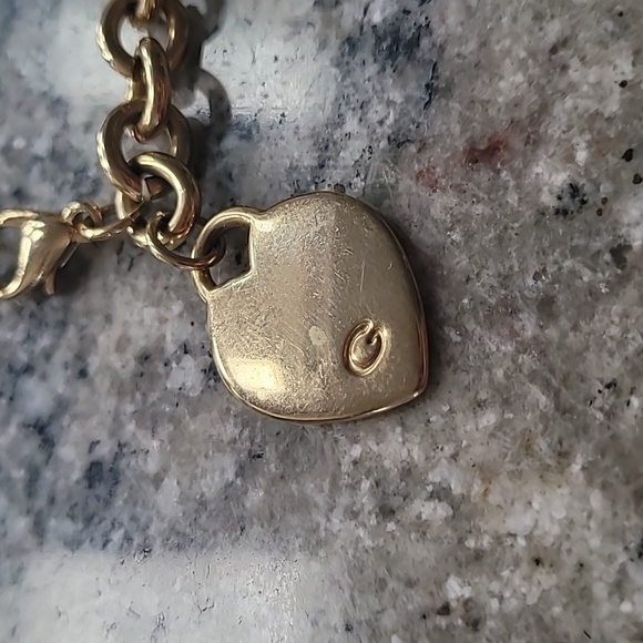 Vintage Heart Necklace - Picture 3 of 16